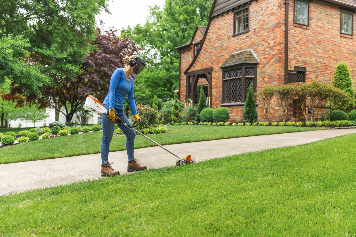 STIHL - FCA 135 Edger - Cordless Lawn - FA02-011-7802-US photo 19