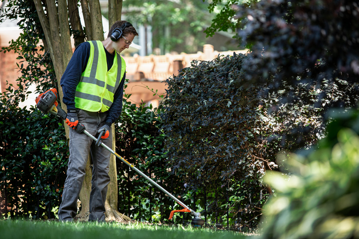 Husqvarna Forest & Garden - 966781701 - 525L String Trimmer