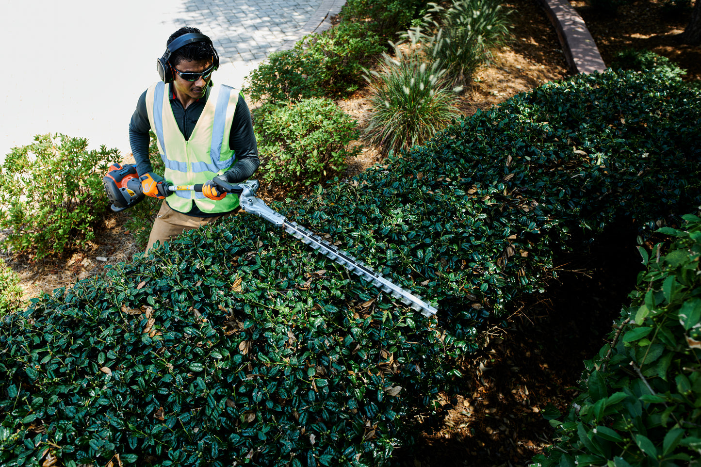 Husqvarna Forest & Garden - 525HE3