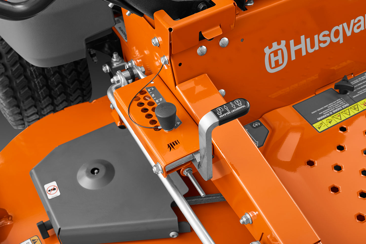 Husqvarna Forest & Garden - 970497202 - Z460XS Zero-Turn Mower