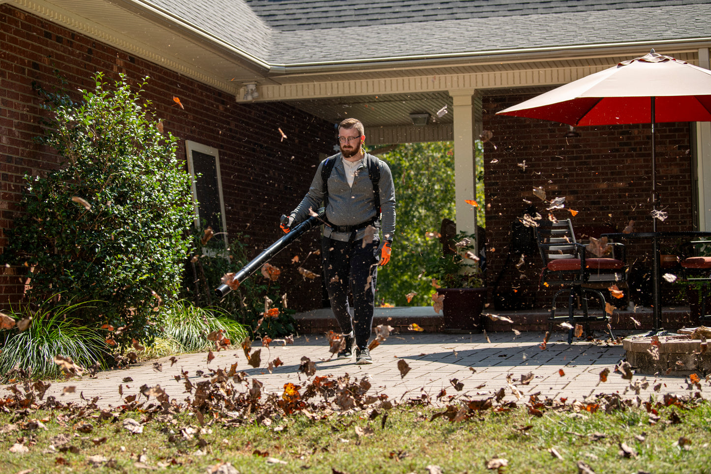 Husqvarna Forest & Garden - 965877502 - 350BT Backpack Leaf Blower