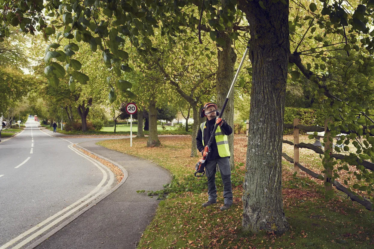 Husqvarna Forest & Garden - 967885011 - 530iPT5 Battery Pole Saw, Tool Only