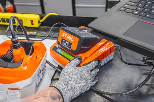 STIHL - KMA 135 R Cordless Kombimotor - FA02-011-6801-US photo 1