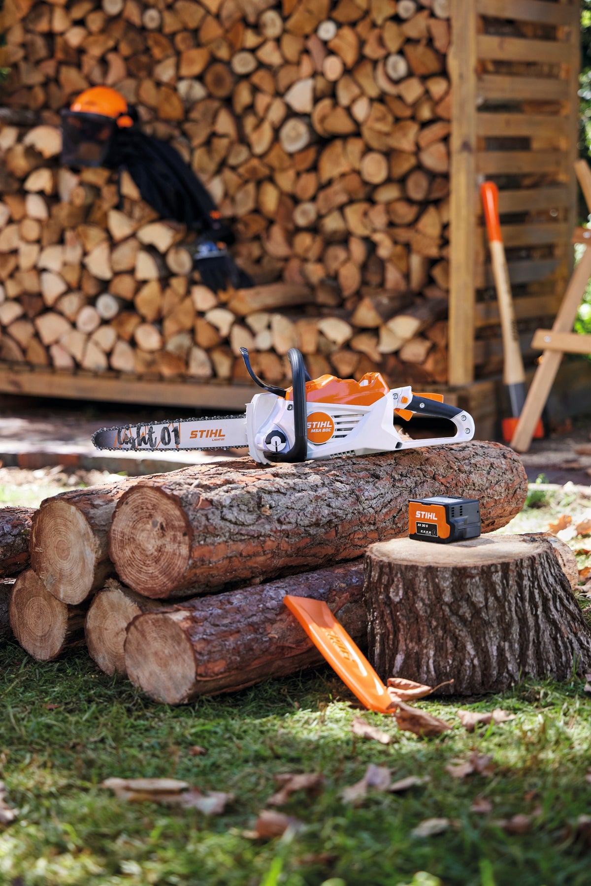 STIHL - MSA 80.0 Chainsaw - C-B 1/4"P Cordless - MA04-011-5845-US photo 6