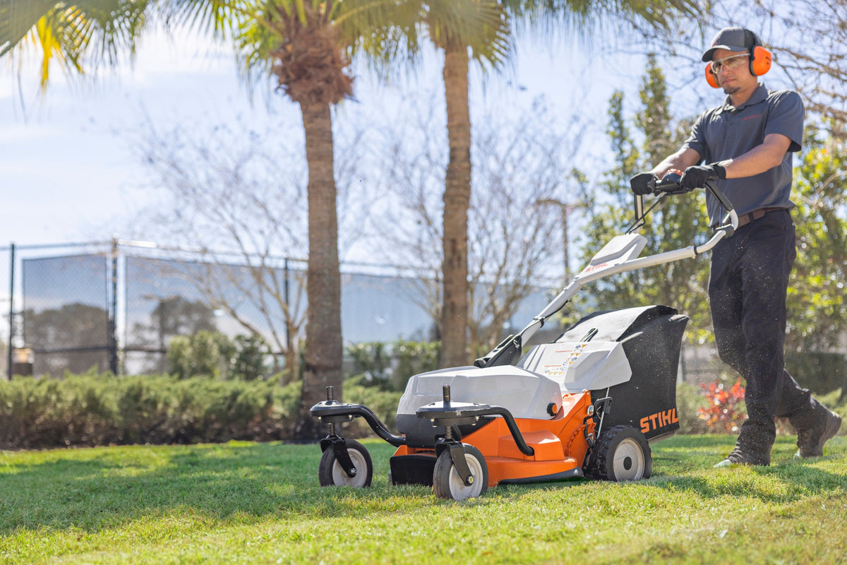 STIHL - RMA 765.0 Walk-Behind Mower - v (USA) Cordless Lawn Mower - 6392-011-1415-US photo 8