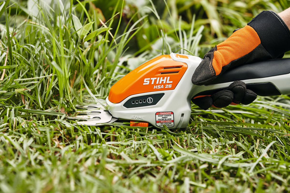 STIHL - HSA 26 Hedge Trimmer - Set Cordless Shrub Shears - HA03-011-3507-US photo 9