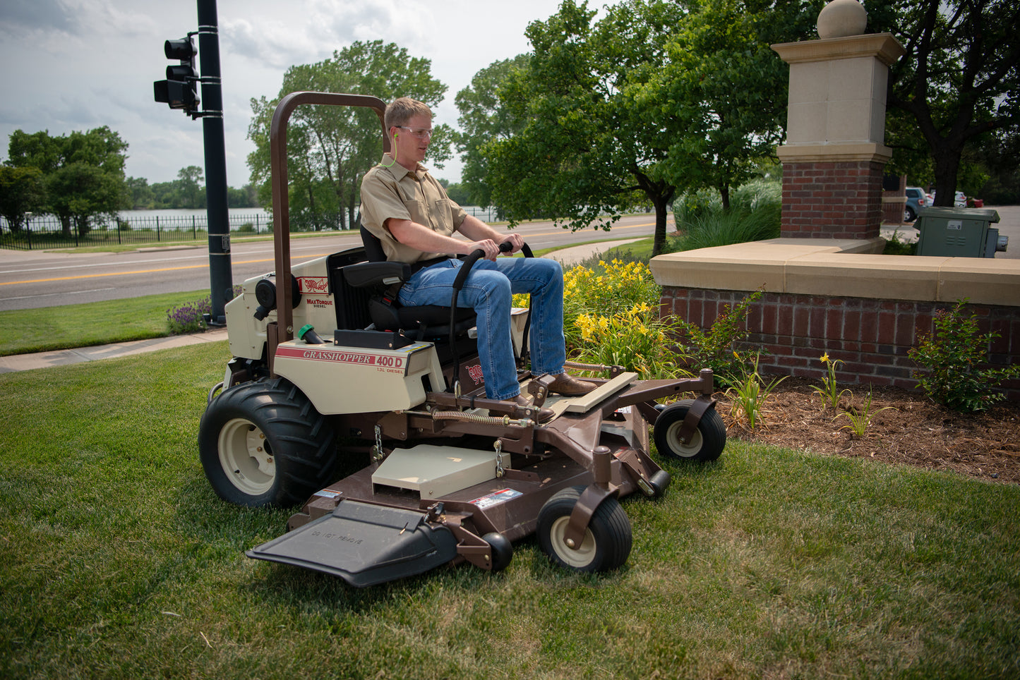 Grasshopper - 534188 - 440, 61"