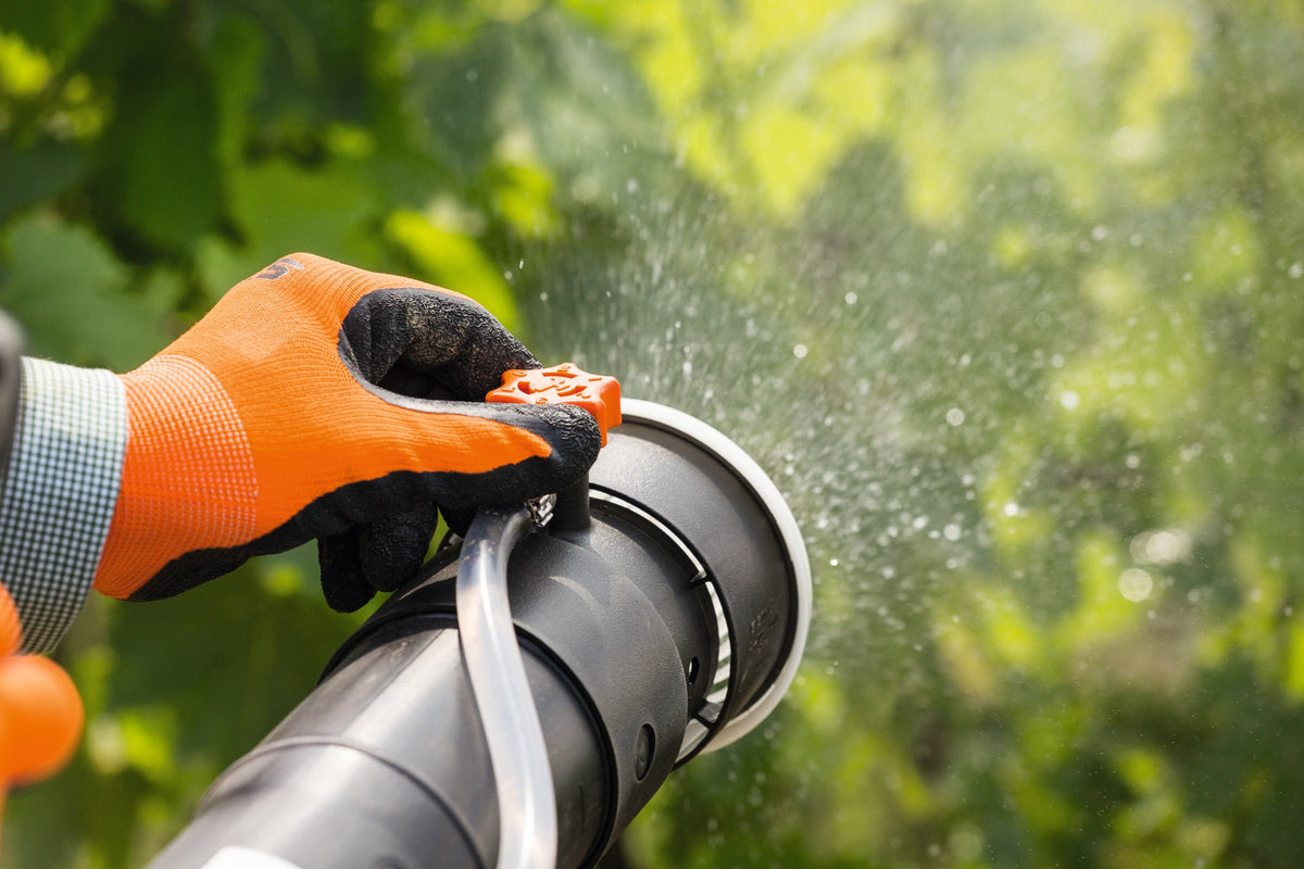 STIHL - SR 200 Leaf Blower - Backpack Sprayer - 4241-011-2602-US photo 5