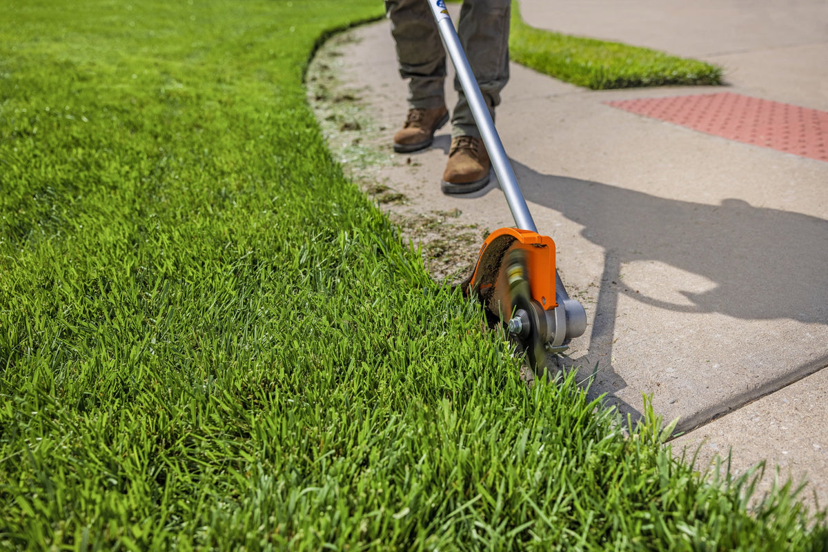 STIHL - FCA 140 Edger - Cordless Lawn - FA02-011-7800-US photo 10