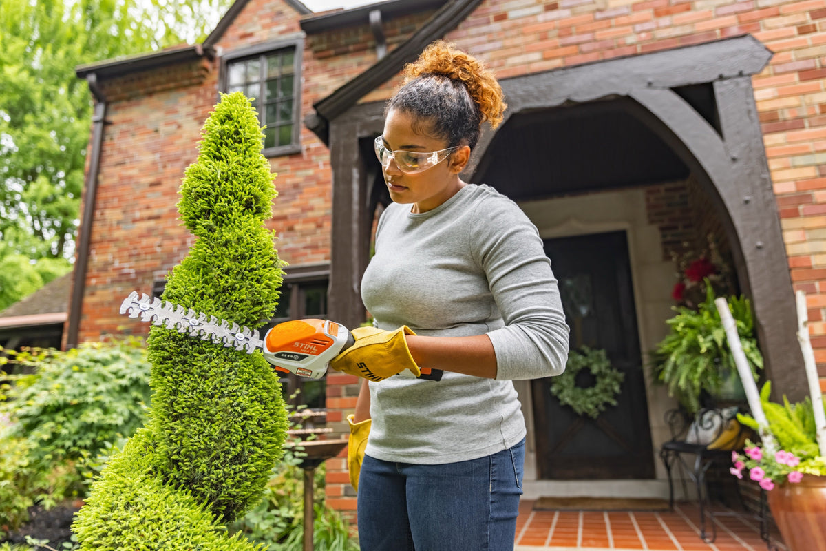 STIHL - HSA 26 Hedge Trimmer - Set Cordless Shrub Shears - HA03-011-3507-US photo 19