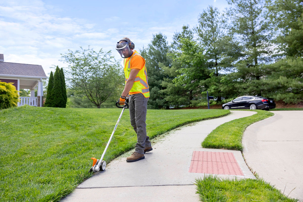 STIHL - FCA 140 Edger - Cordless Lawn - FA02-011-7800-US photo 11