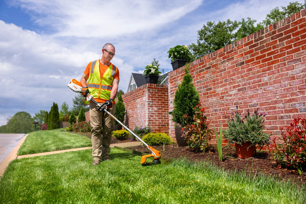 STIHL - FSA 86 String Trimmer - R Cordless Trimmer - FA05-011-5701-US photo 2