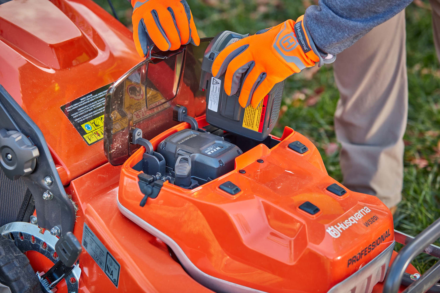 Husqvarna Forest & Garden - W520i