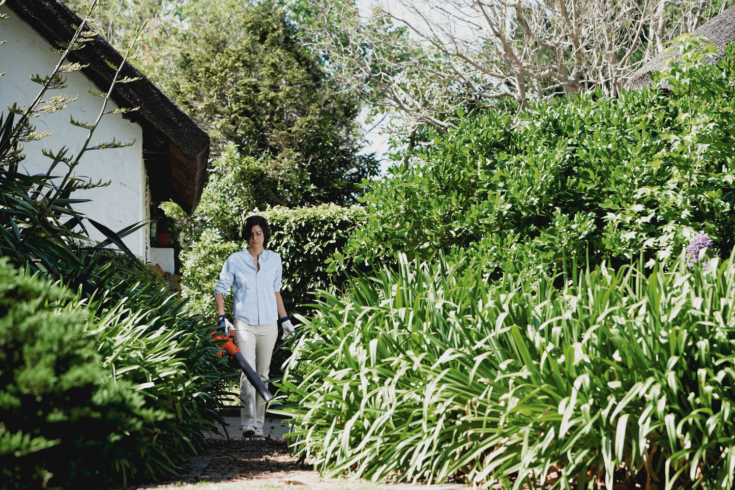 Husqvarna Forest & Garden - 952711902 - 125BVx Handheld Leaf Blower With Vacuum Attachment