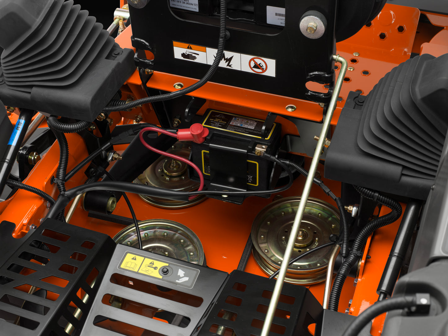 Husqvarna Forest & Garden - 967678602 - Z554X Zero-Turn Mower