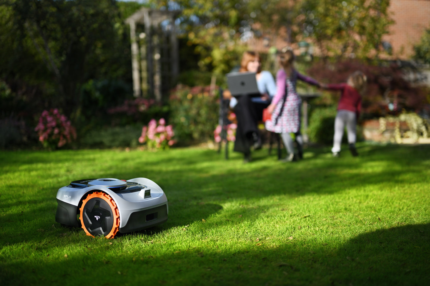 Segway Navimow - i110N Robotic Lawn Mower