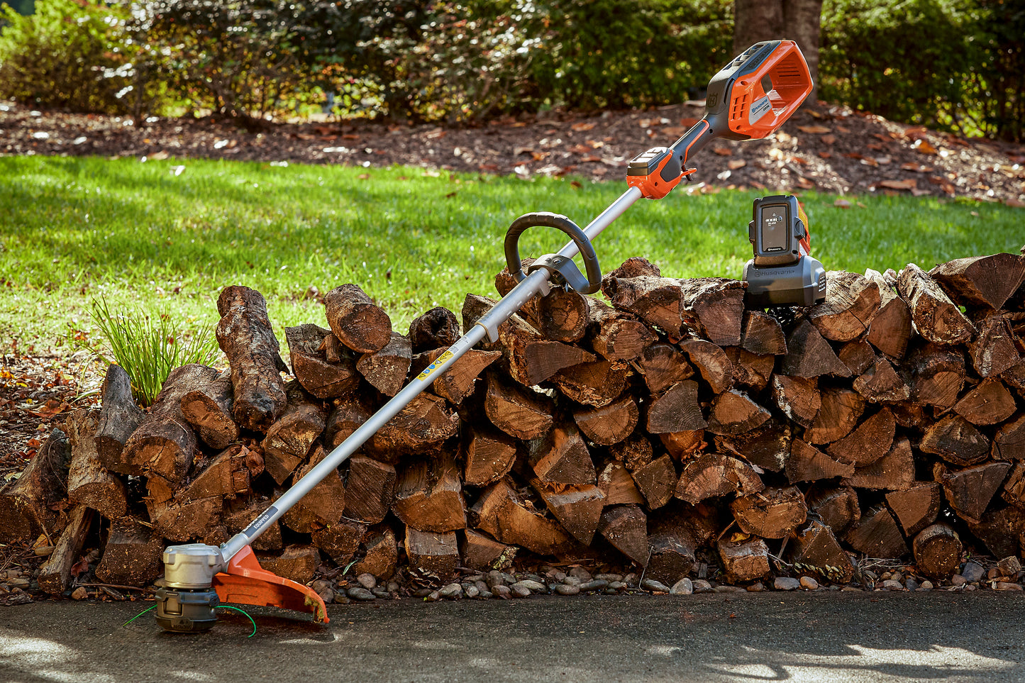 Husqvarna Forest & Garden - 970480101 - 220iL Trimmer Kit