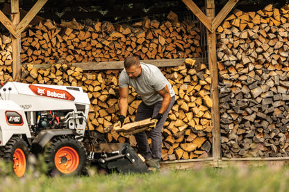 Bobcat - AT450, Diesel