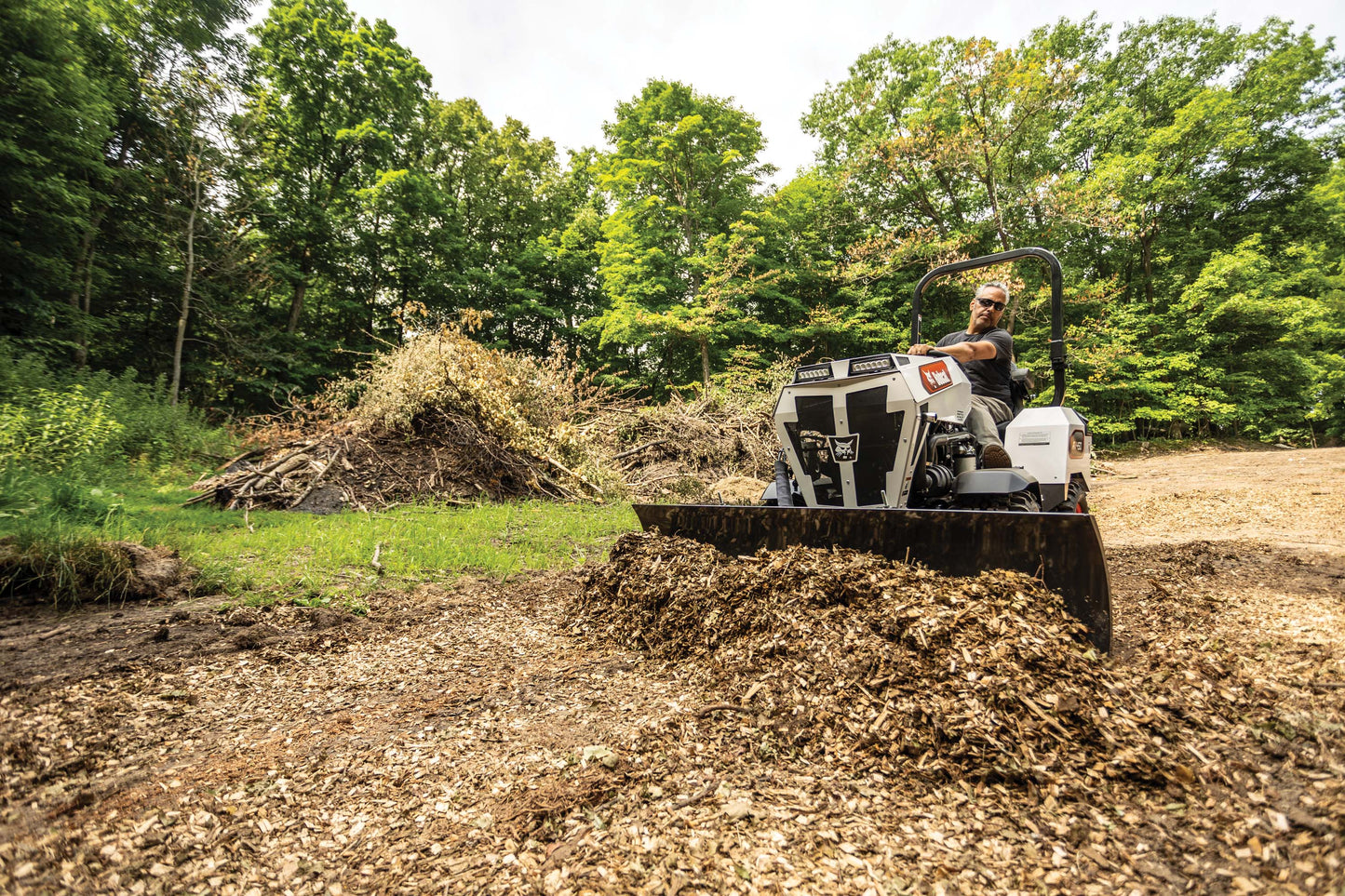 Bobcat - AT450, Diesel