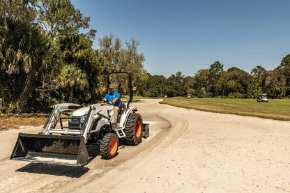 Bobcat - CT2040 HST, Tractor Only