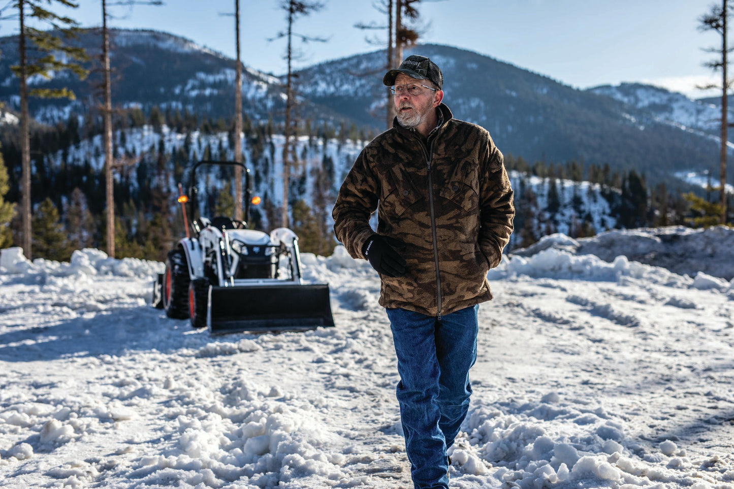 Bobcat - CT2040 HST, Tractor Only