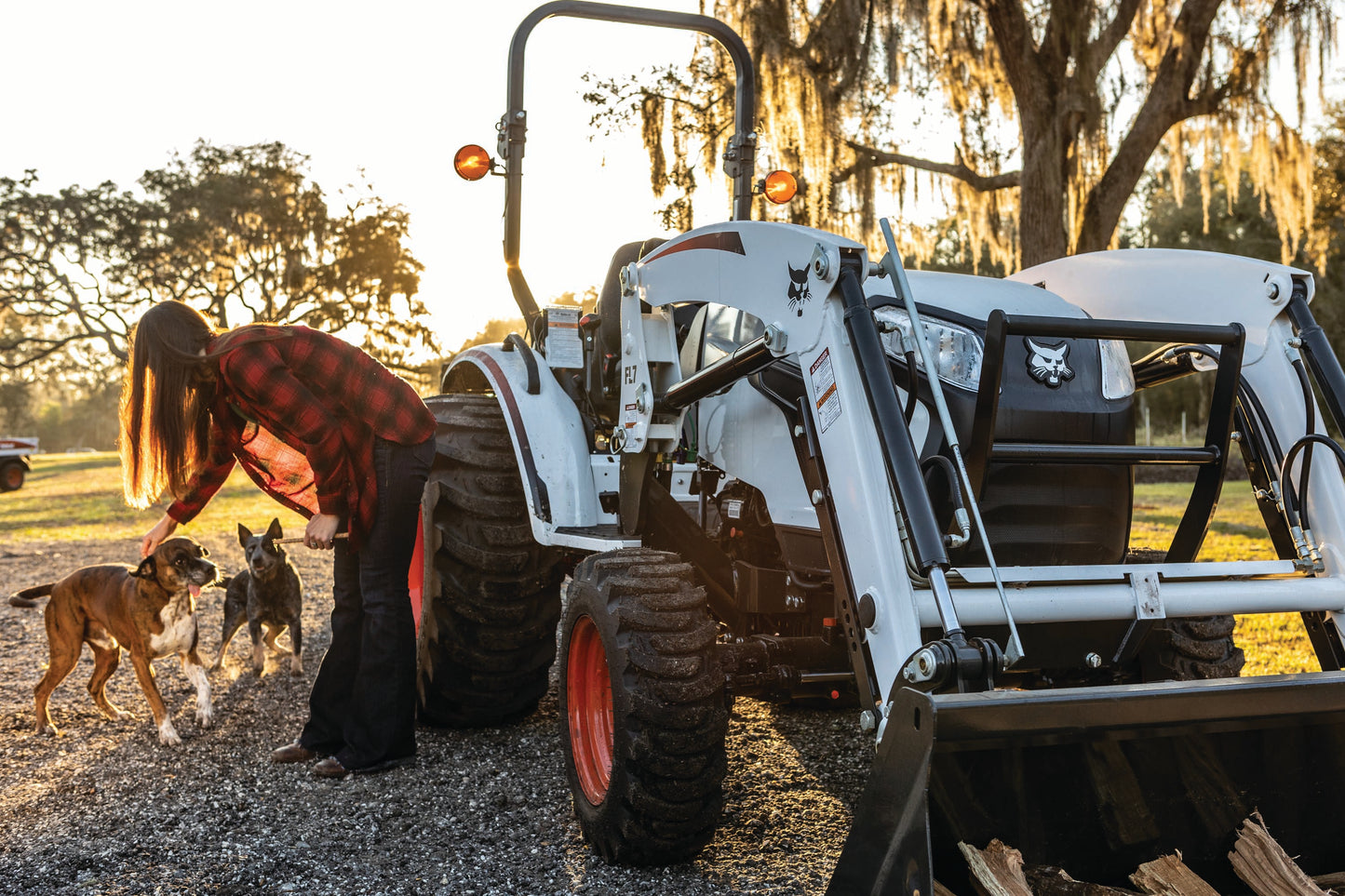 Bobcat - CT2040 HST, Tractor Only