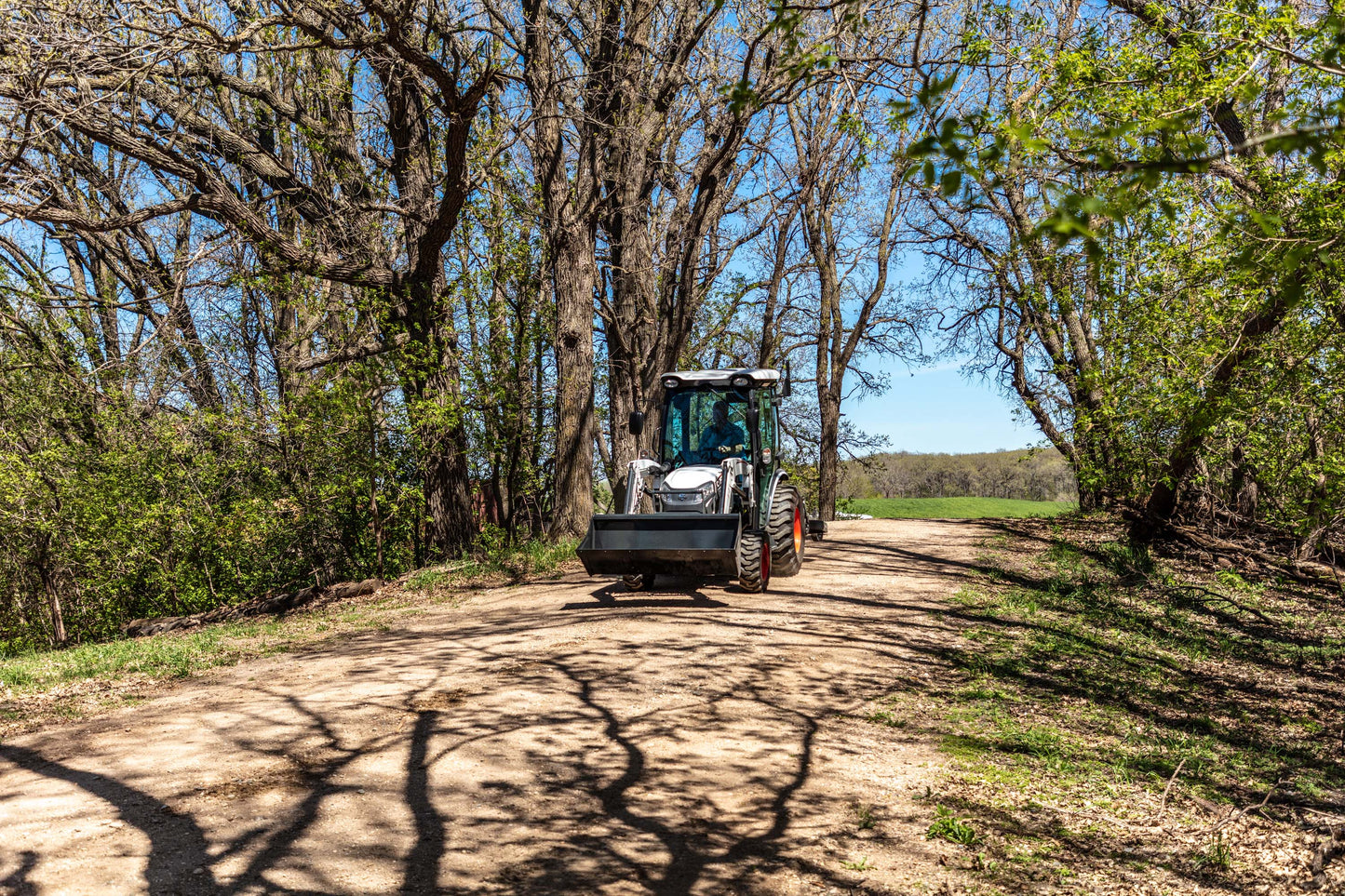 Bobcat - CT2540 HST, Front End Loader