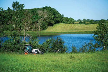 Bobcat - CT2540 HST, Front End Loader