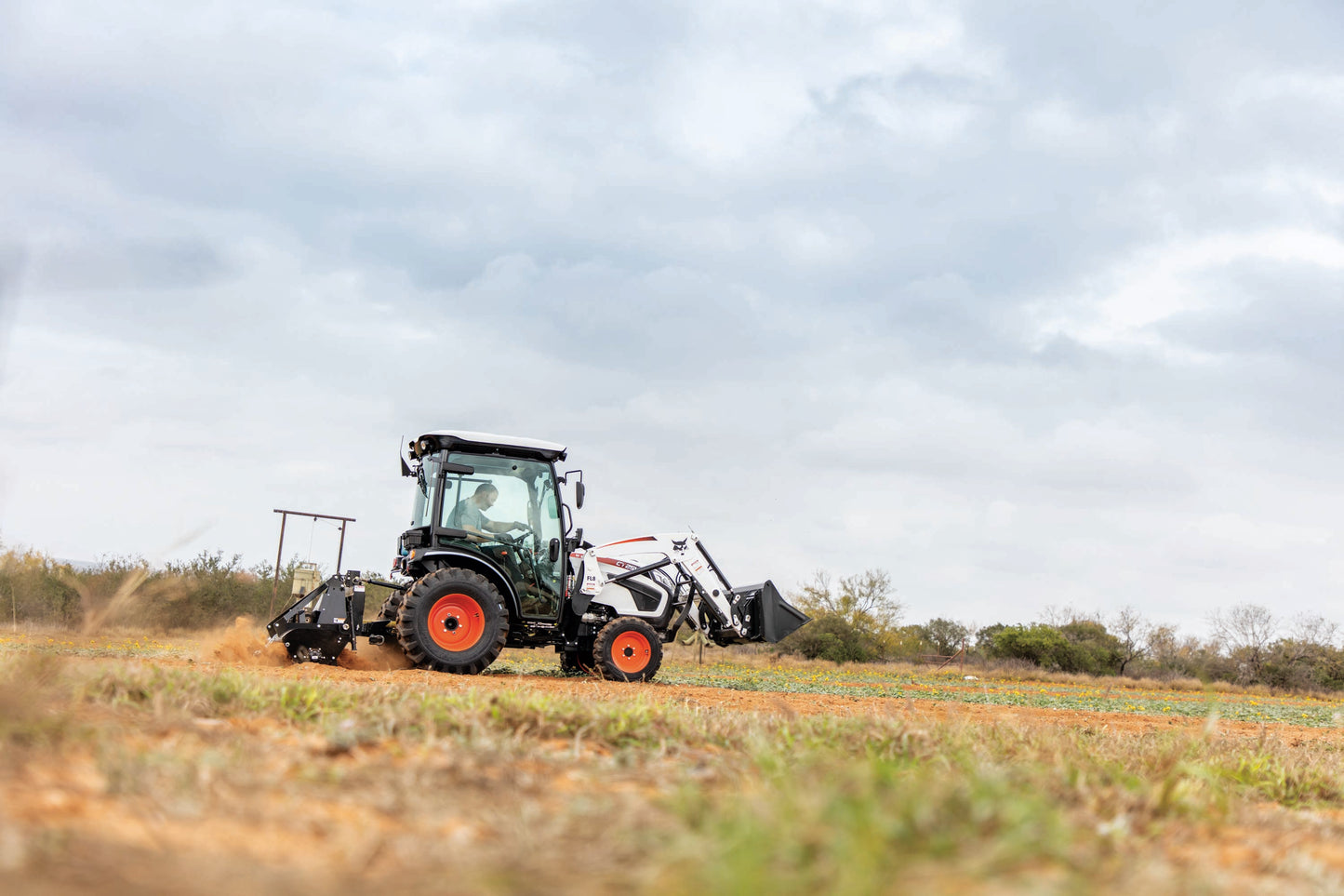 Bobcat - CT2540 HST, Front End Loader
