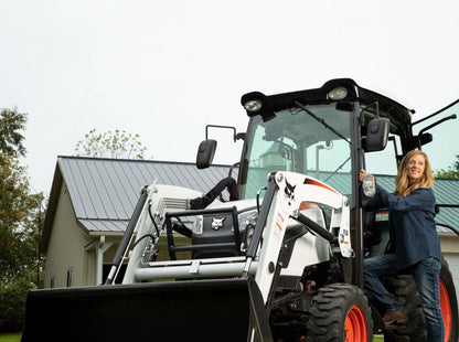 Bobcat - CT2540 HST, Front End Loader