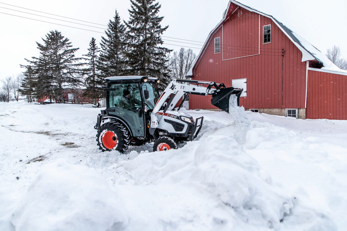 Bobcat - CT2540 HST, Front End Loader