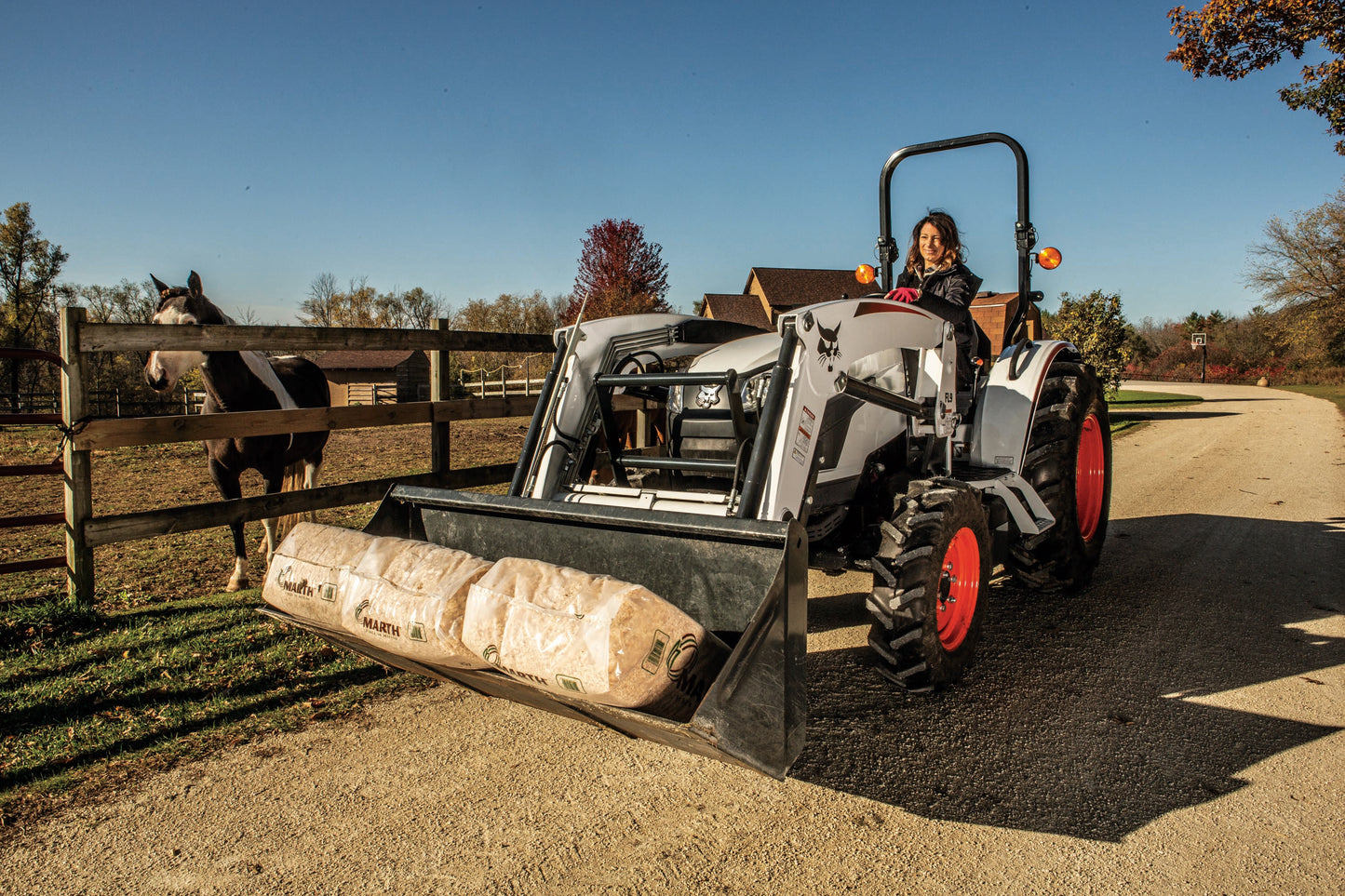 Bobcat - CT4050 SST, Front End Loader
