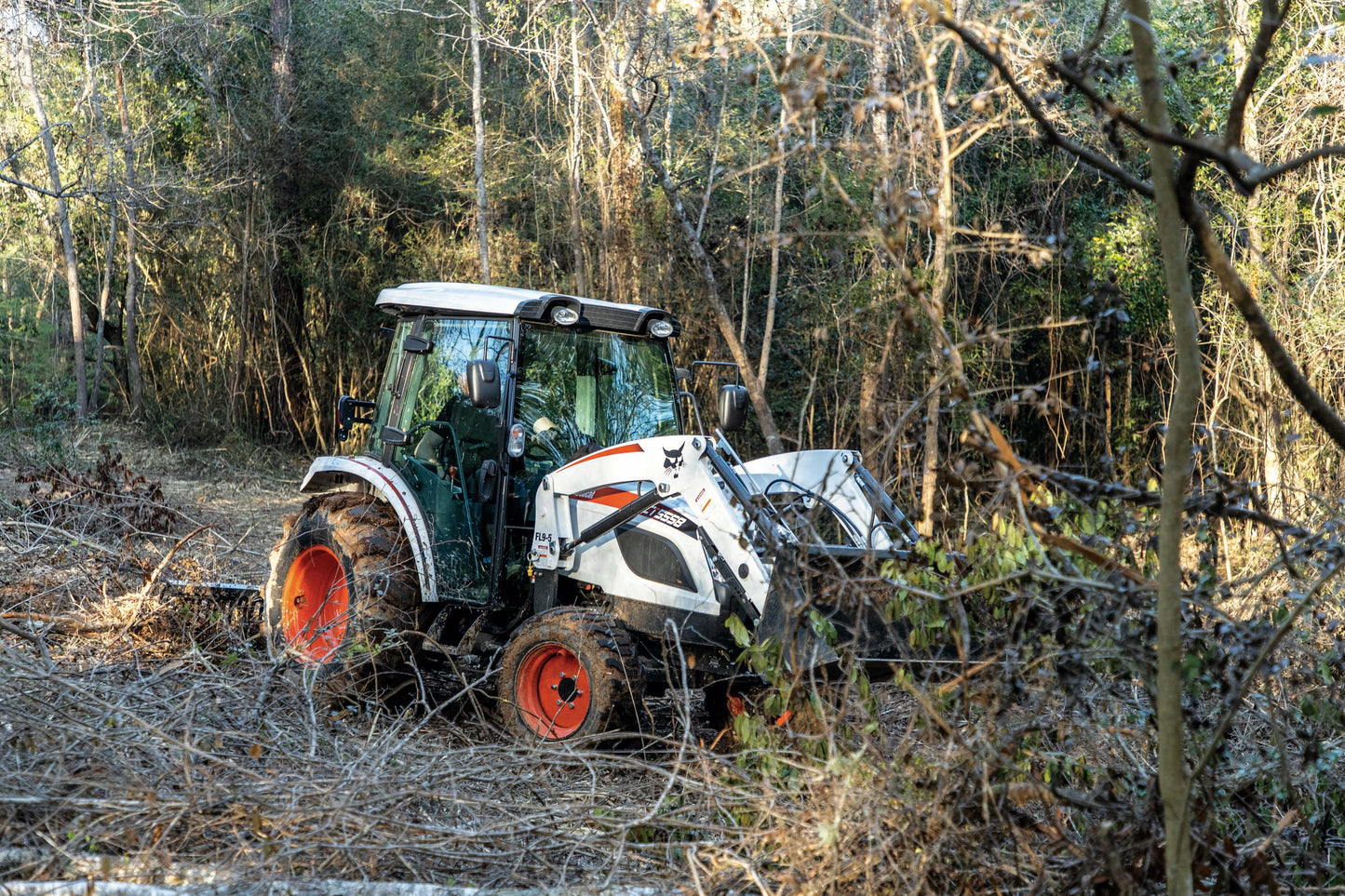 Bobcat - CT5558 eHST, Front End Loader