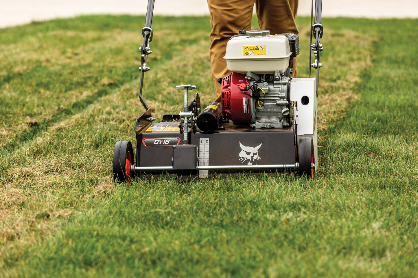 Bobcat - DT18 Fixed Blade, Honda GX160