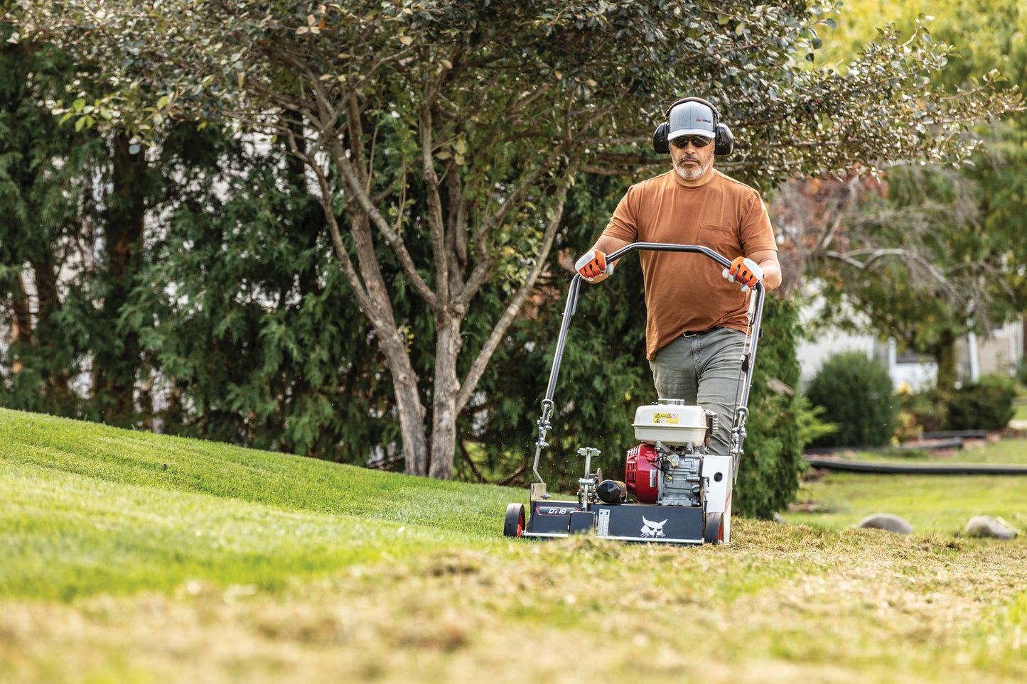 Bobcat - DT18 Fixed Blade, Honda GX160