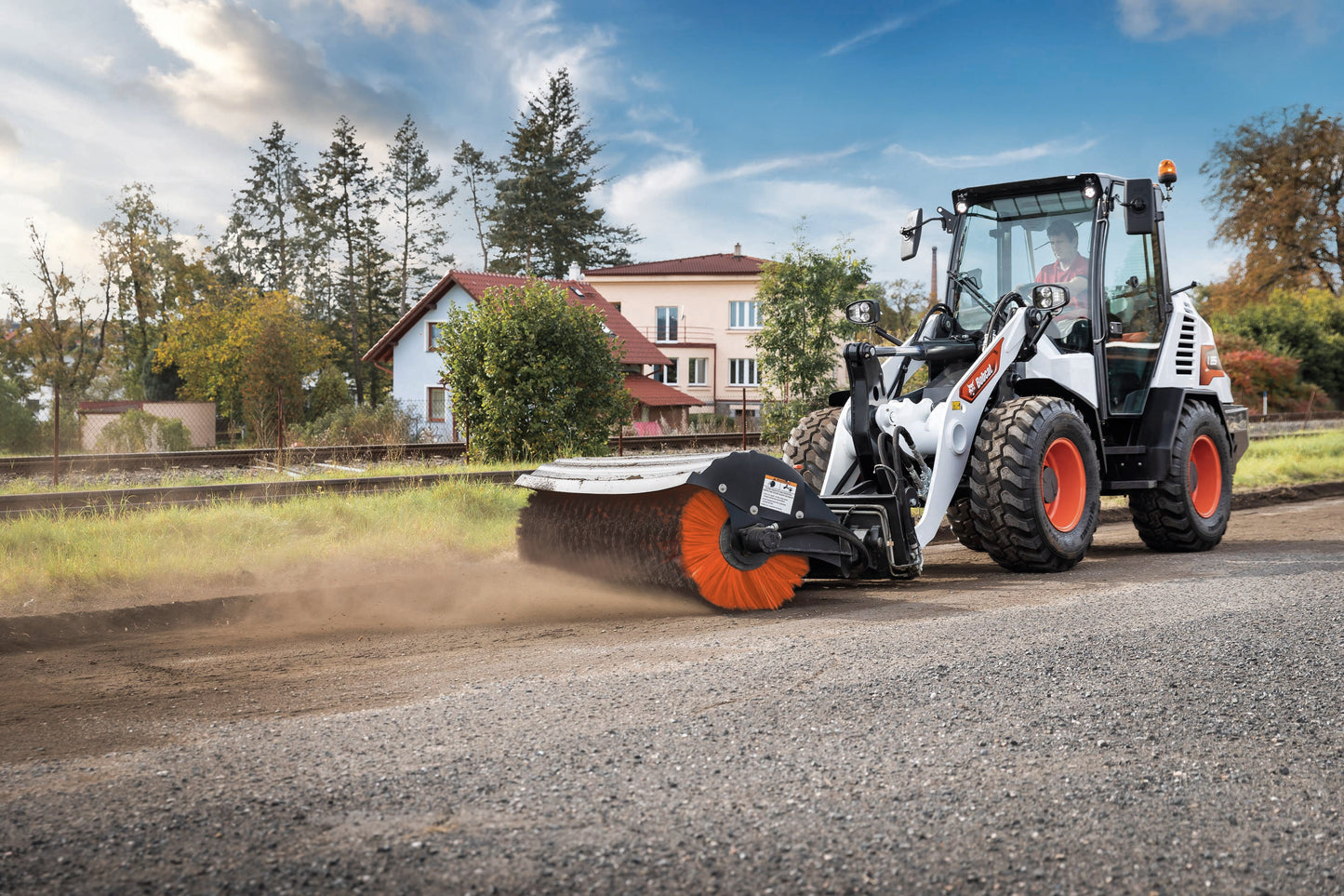 Bobcat - L85 Compact Wheel Loader, Enclosed Cab