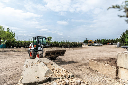 Bobcat - L85 Compact Wheel Loader, Enclosed Cab