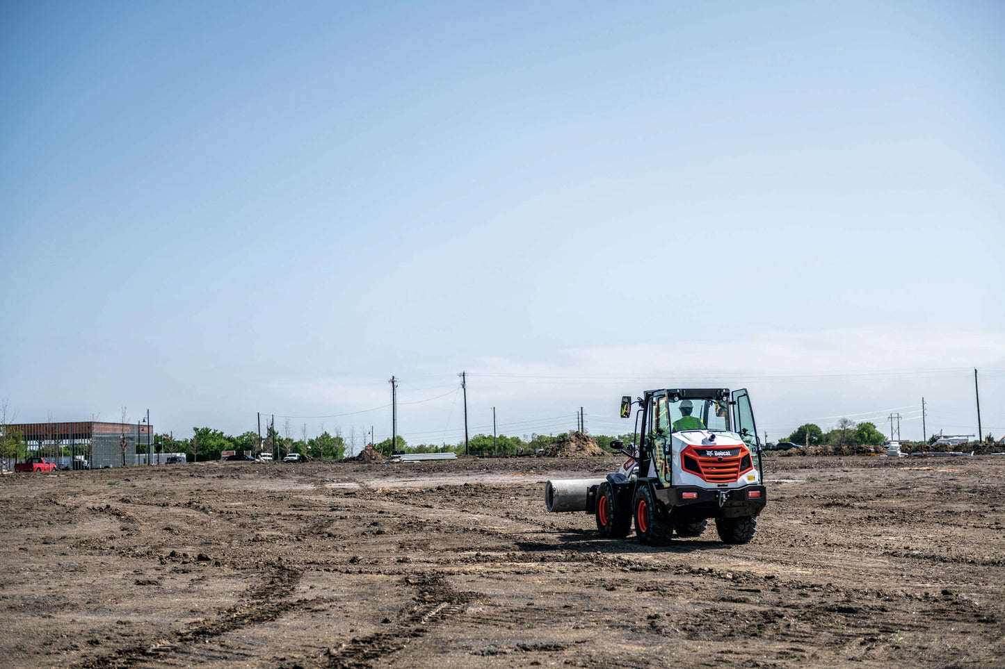 Bobcat - L85 Compact Wheel Loader, Enclosed Cab