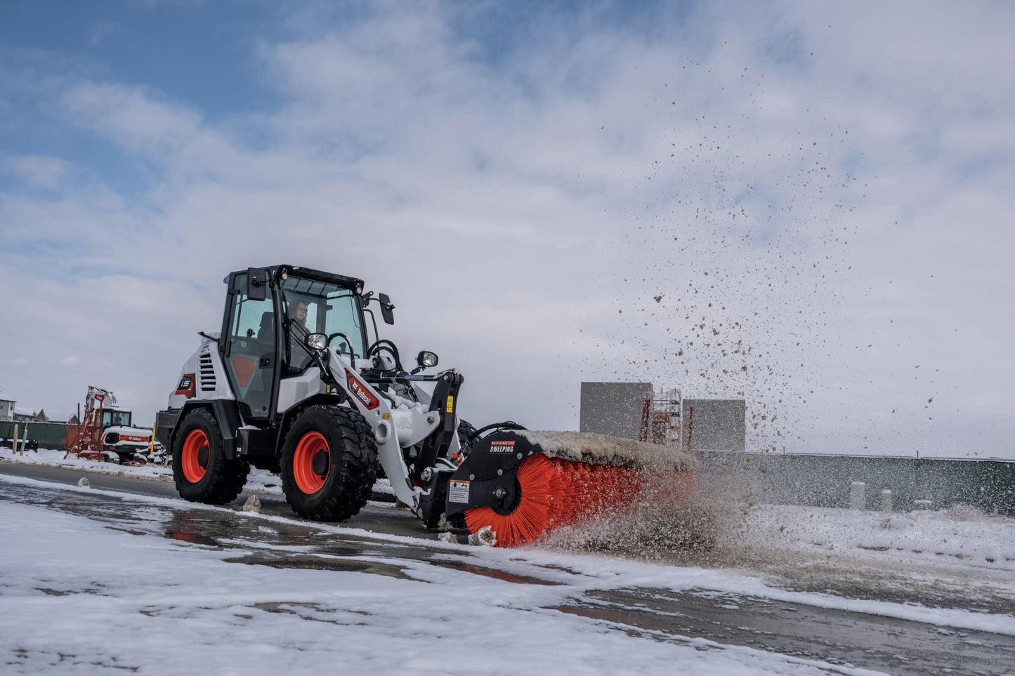 Bobcat - L95 Compact Wheel Loader, Enclosed Cab