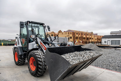 Bobcat - L95 Compact Wheel Loader, Enclosed Cab