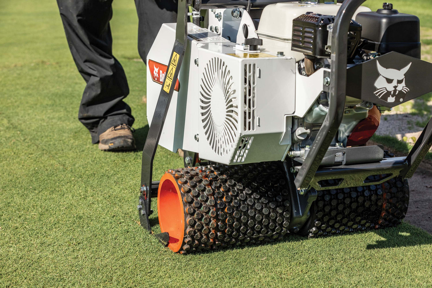 Bobcat - SC24H, Honda GX160