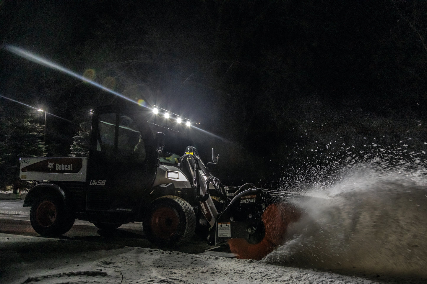 Bobcat - UW56 Toolcat Utility Work Machine