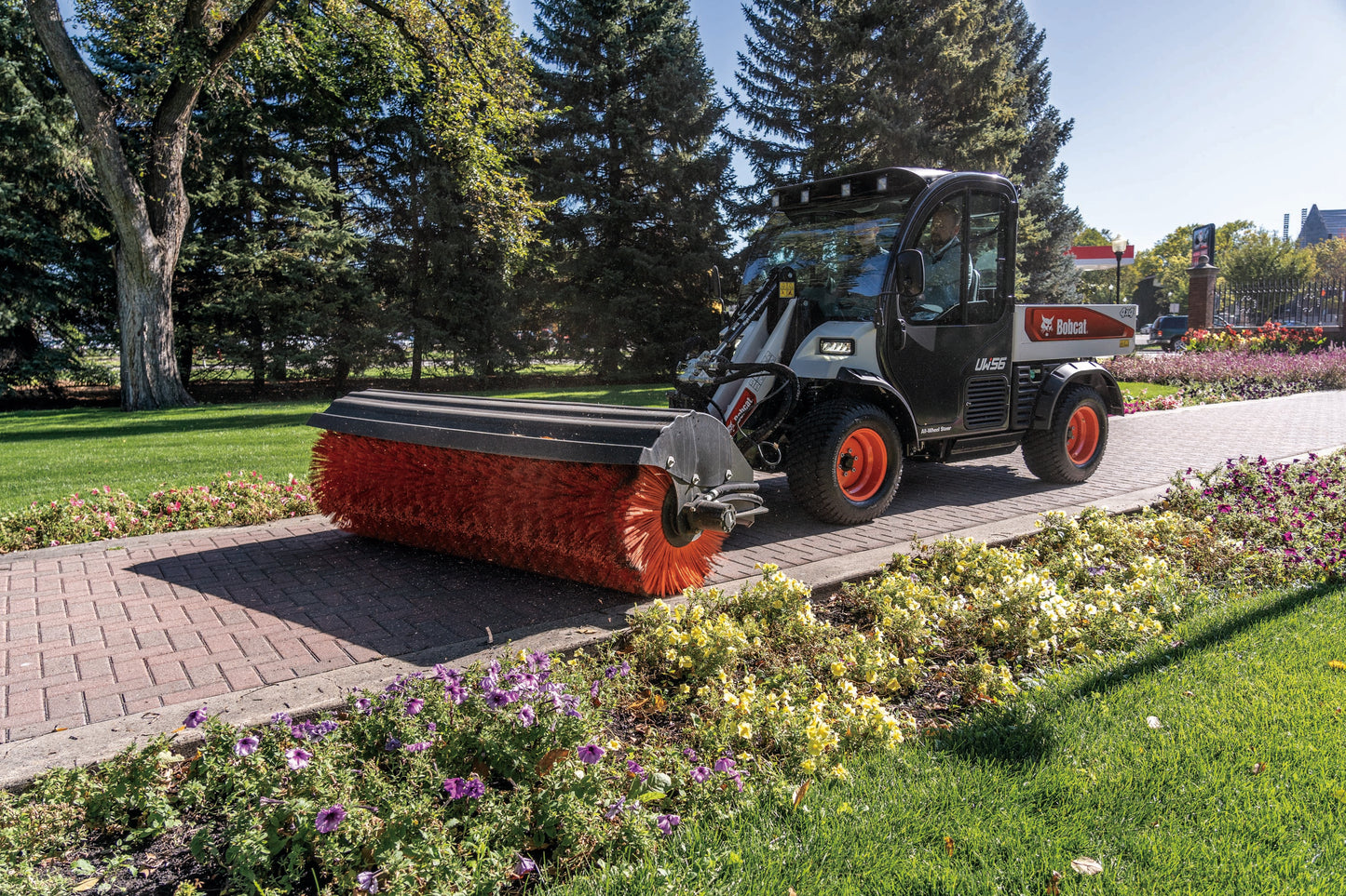 Bobcat - UW56 Toolcat Utility Work Machine