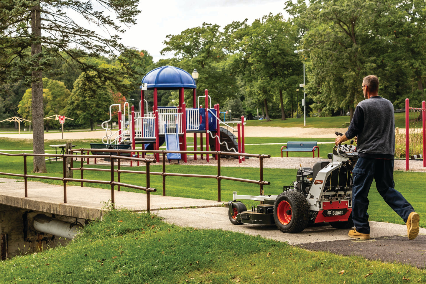 Bobcat - WB700, 36" Zero-Turn Mower