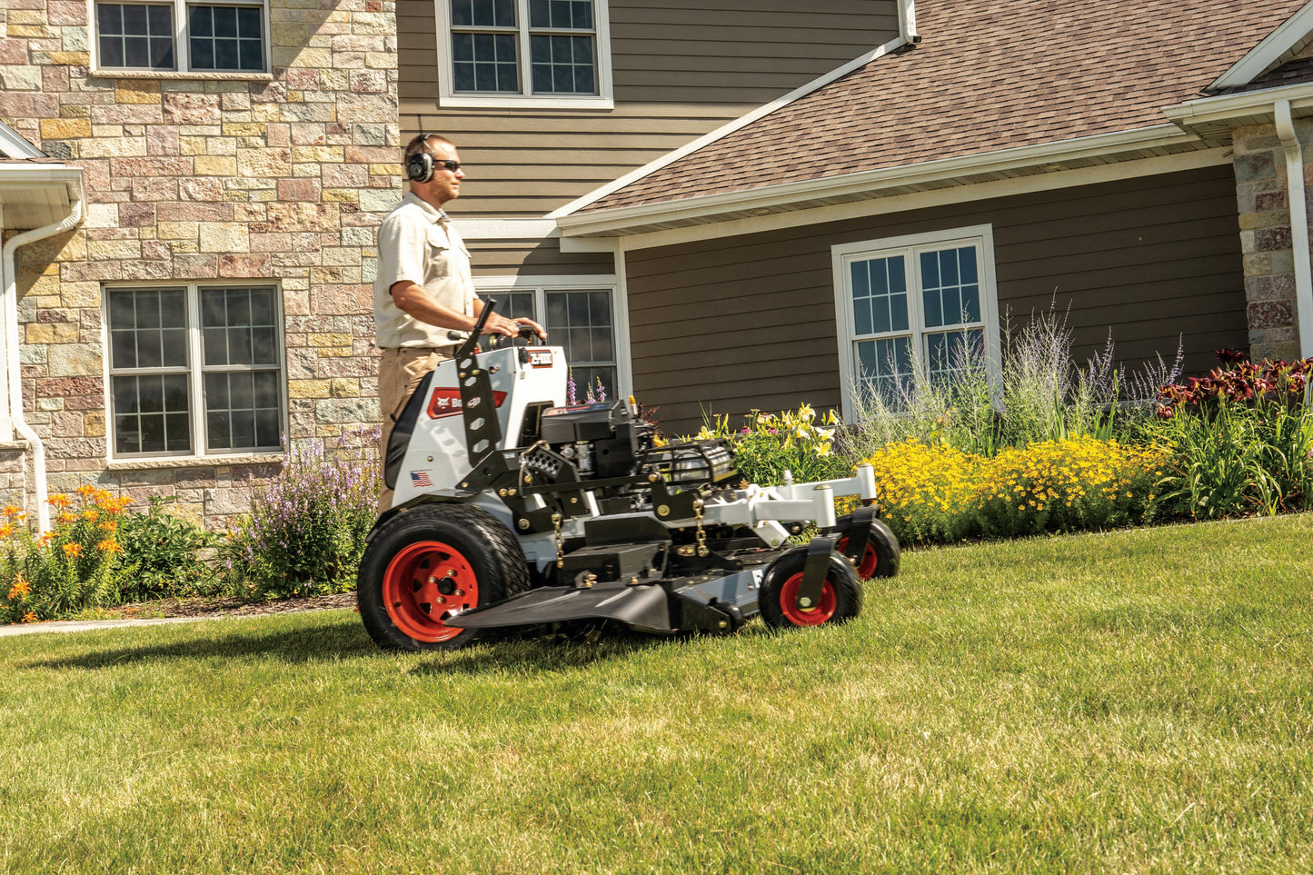 Bobcat - ZS4000, 36" Zero-Turn Mower