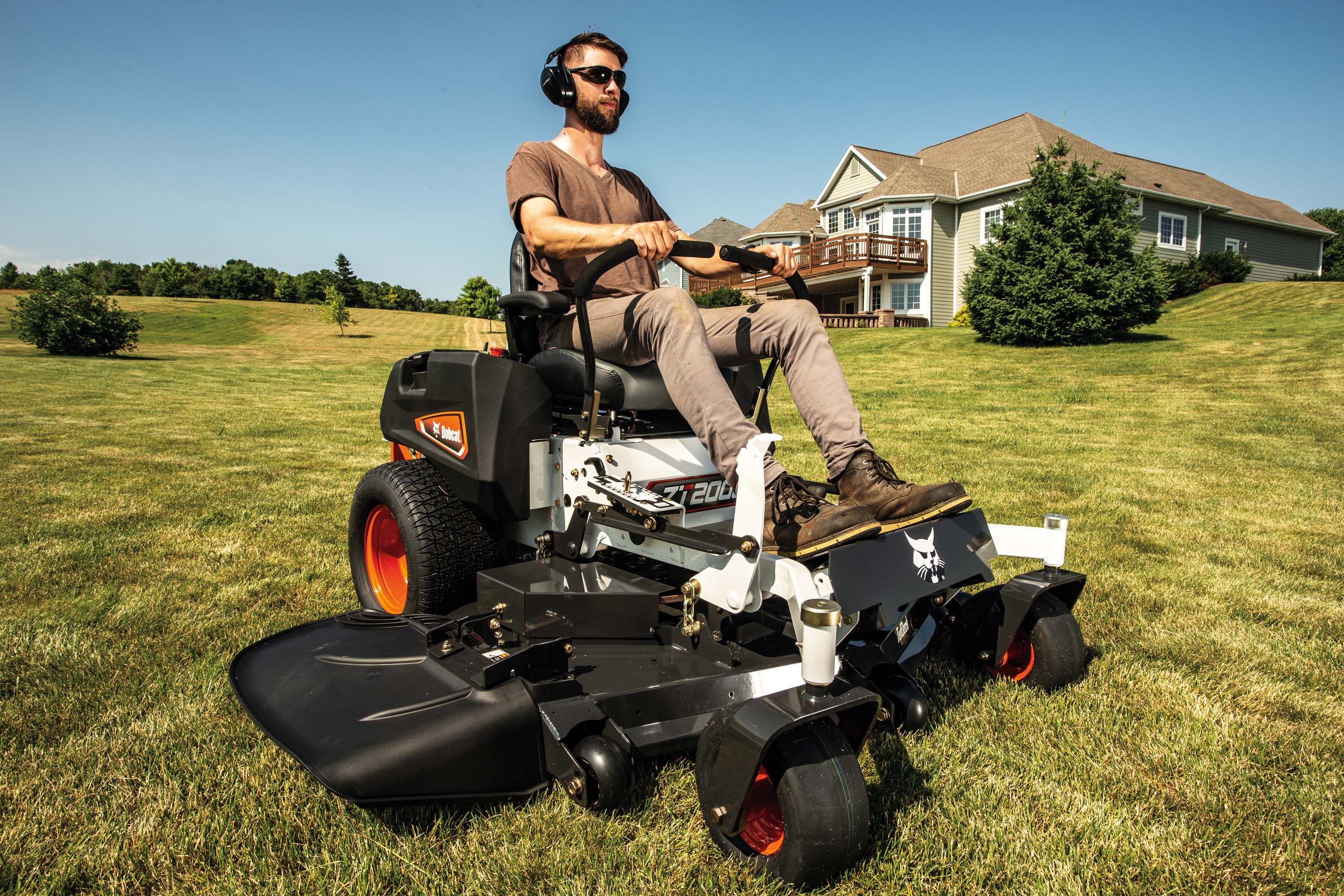 Bobcat - ZT2000, 42