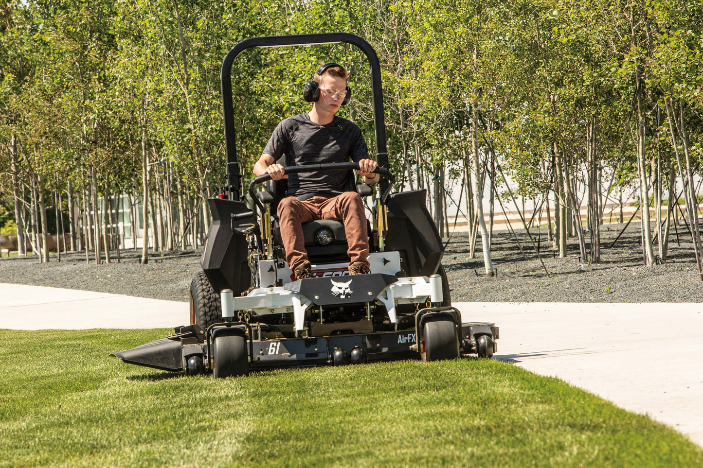Bobcat - ZT6000, 52" Zero-Turn Mower