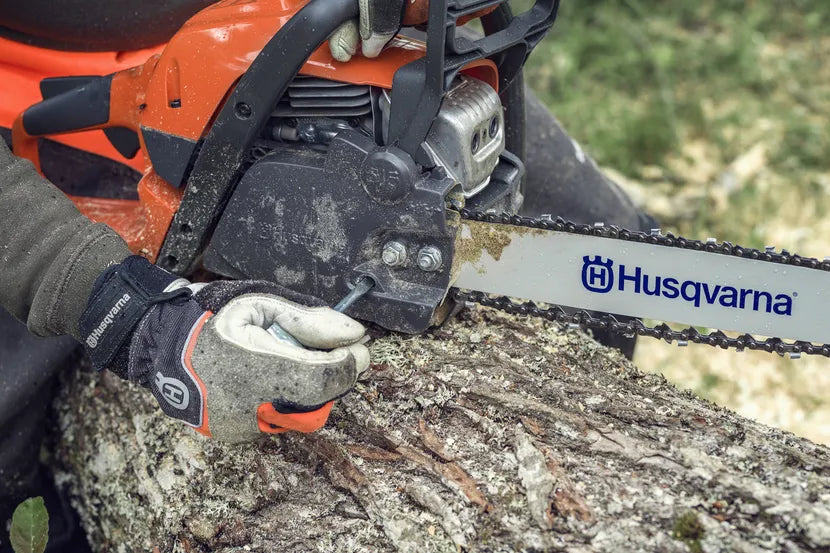 Husqvarna Forest & Garden - 967861816 - 135 Mark II Chainsaw, 16"